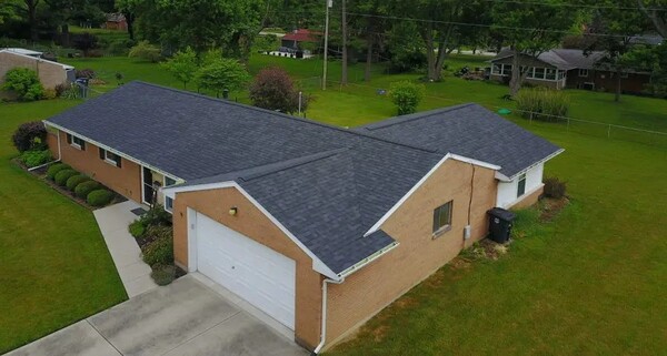 Black Shingle Roofing - Centerville Ohio