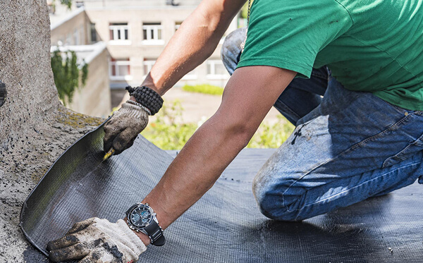 Commercial roof maintenance Dayton Ohio - roof inspection and repair