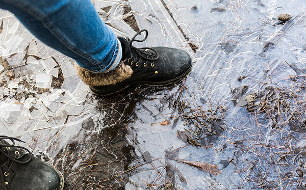 Ice damming roof damage Dayton Ohio - gutter ice buildup repair